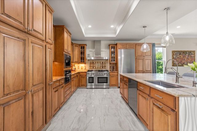 1554 LAKE RHEA DRIVE, Windermere, FL 34786