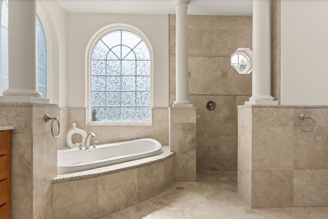 1554 LAKE RHEA DRIVE, Windermere, FL 34786