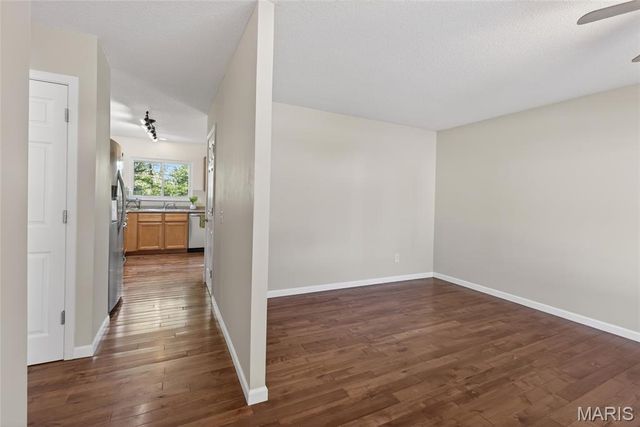 433 Woodland Hill Court, Manchester, MO 63021