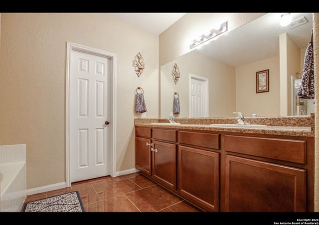 3915 SOUTHERN SKY, San Antonio, TX 78222