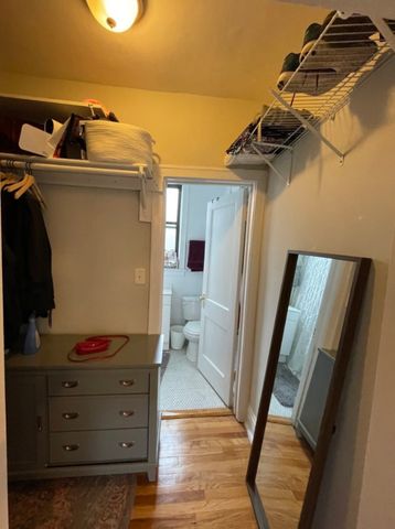 639 W ROSCOE Street P2, Chicago, IL 60657