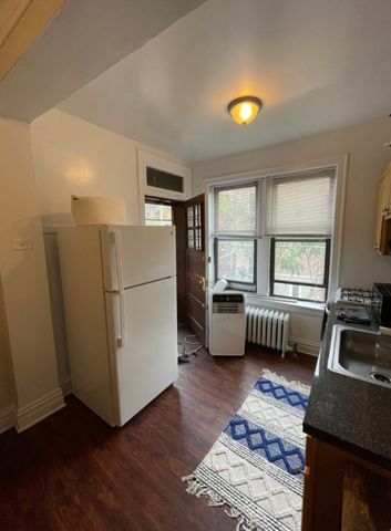 639 W ROSCOE Street P2, Chicago, IL 60657