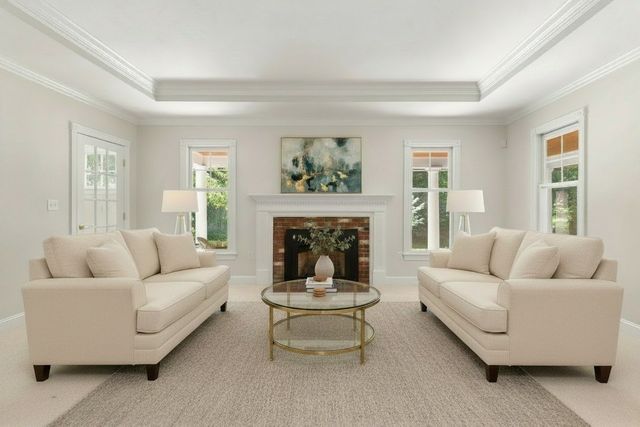 12 Quaker Lady Ln, Sudbury, MA 01776