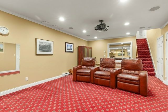 12 Quaker Lady Ln, Sudbury, MA 01776