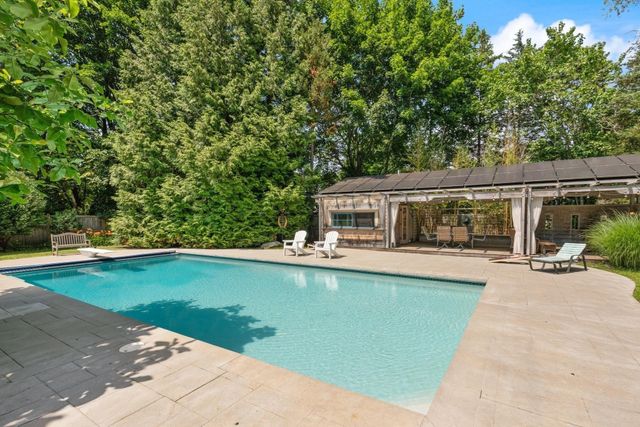 12 Quaker Lady Ln, Sudbury, MA 01776
