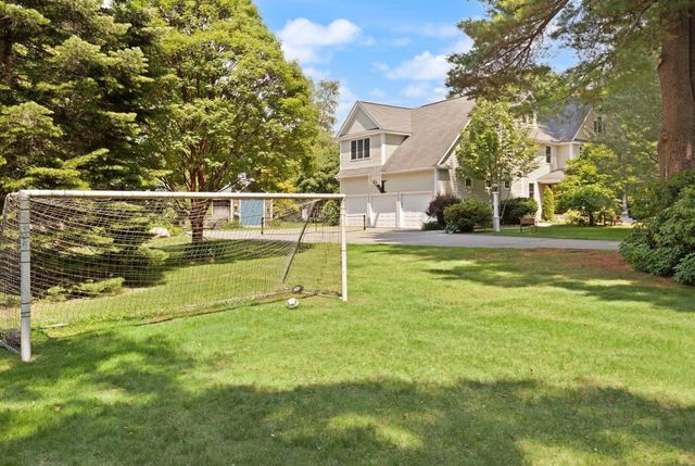 12 Quaker Lady Ln, Sudbury, MA 01776