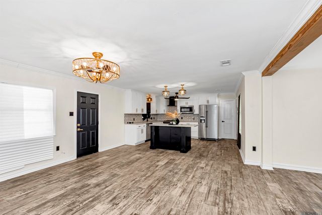 13517 Oleary Ave, Baton Rouge, LA 70814