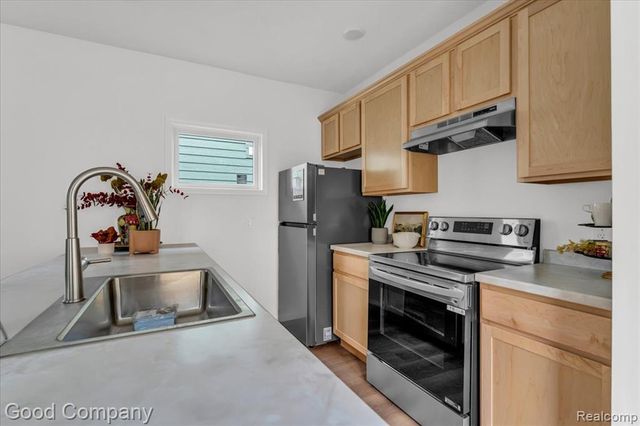 2832 16th Street, Detroit, MI 48216