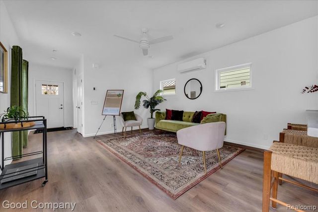 2832 16th Street, Detroit, MI 48216