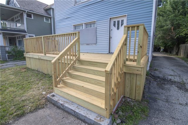 12707 Harvard Avenue, Cleveland, OH 44105