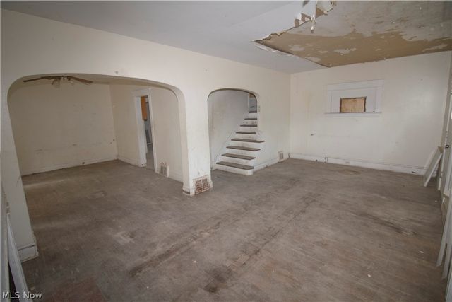 12707 Harvard Avenue, Cleveland, OH 44105