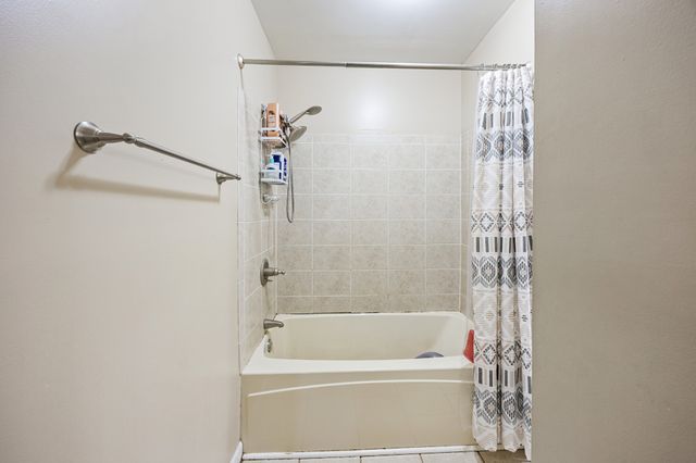 303 Jackson Cir, Tullahoma, TN 37388