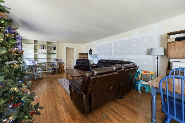 303 Jackson Cir, Tullahoma, TN 37388