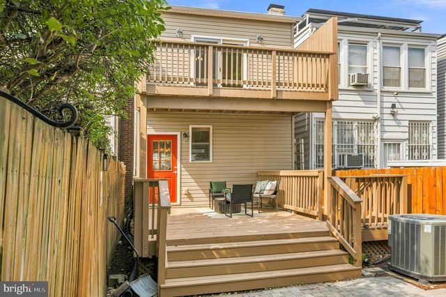 629 FRANKLIN ST NE, Washington, DC 20017