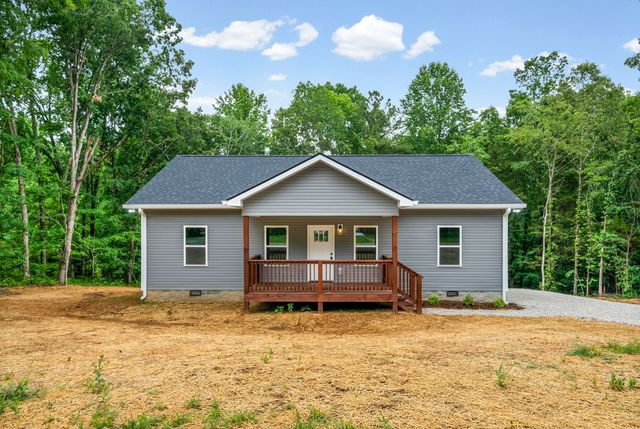 690 Brazzle Rd, Waverly, TN 37185