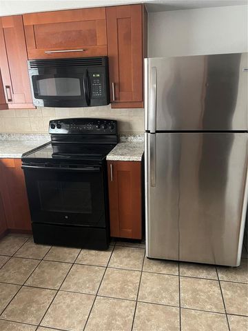 4265 S SEMORAN BOULEVARD 4, Orlando, FL 32822