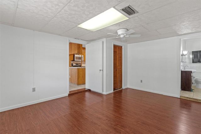 803 CAROL COURT, Tavares, FL 32778