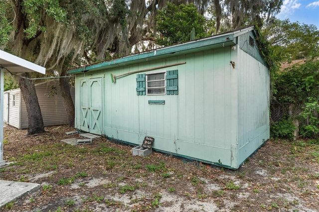 803 CAROL COURT, Tavares, FL 32778