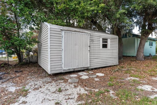 803 CAROL COURT, Tavares, FL 32778