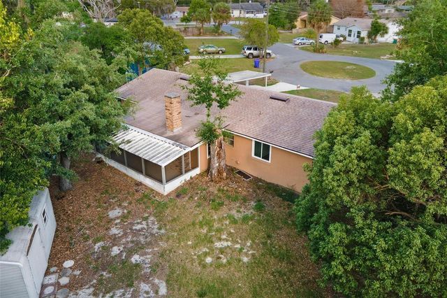 803 CAROL COURT, Tavares, FL 32778
