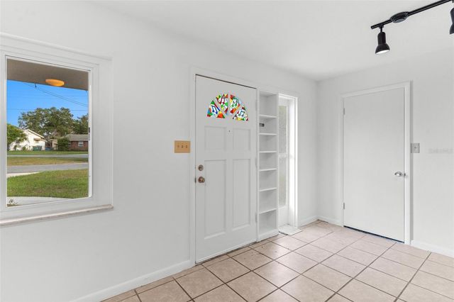 803 CAROL COURT, Tavares, FL 32778