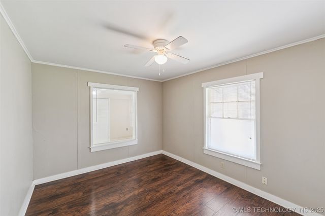 111 S Chickasaw Avenue, Bartlesville, OK 74003