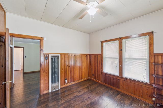 111 S Chickasaw Avenue, Bartlesville, OK 74003