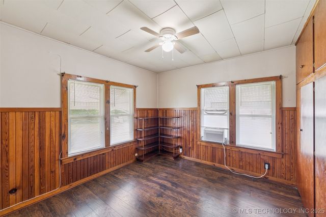 111 S Chickasaw Avenue, Bartlesville, OK 74003