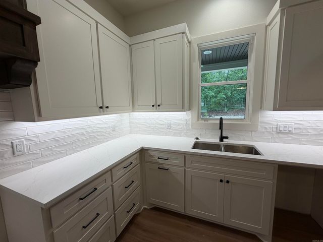 21 Alava Circle, Hot Springs Village, AR 71909
