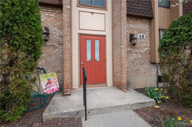 15 Greenwich Drive 1, Amherst, NY 14228