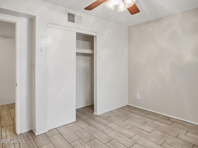 7545 N 47TH Drive, Glendale, AZ 85301