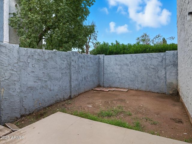 7545 N 47TH Drive, Glendale, AZ 85301