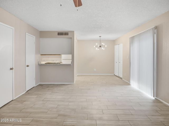 7545 N 47TH Drive, Glendale, AZ 85301