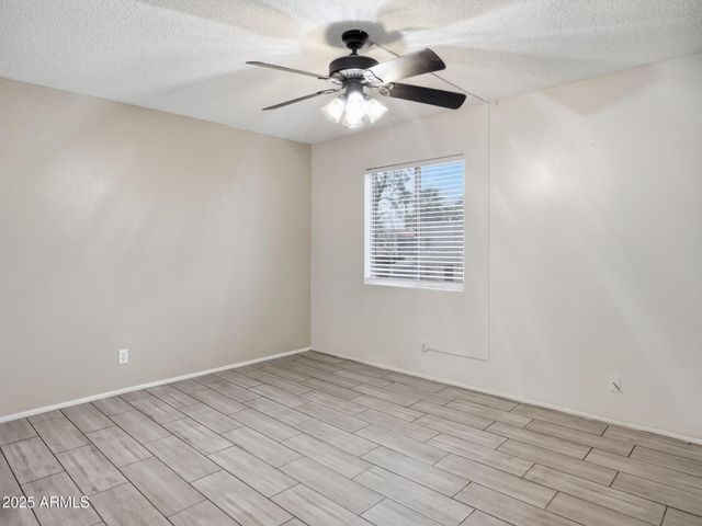 7545 N 47TH Drive, Glendale, AZ 85301