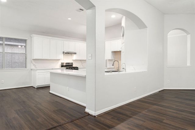 2010 Lincoln Crest Way, Sugar Land, TX 77498