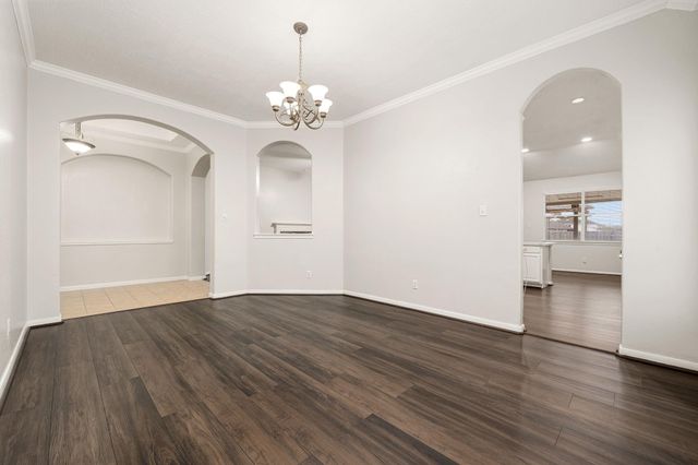 2010 Lincoln Crest Way, Sugar Land, TX 77498