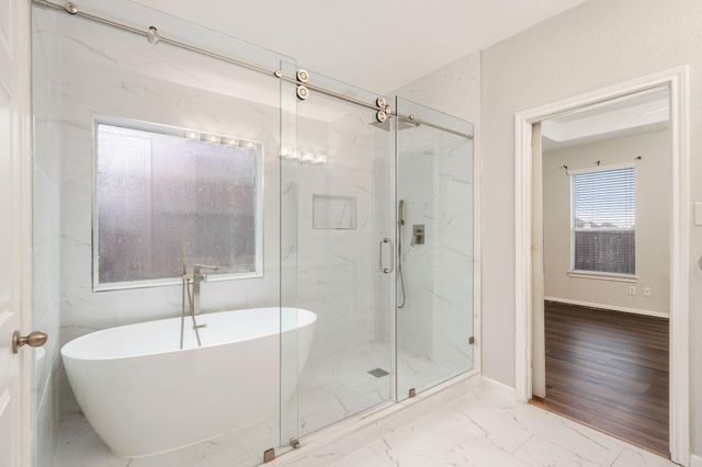 2010 Lincoln Crest Way, Sugar Land, TX 77498