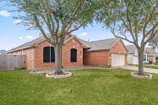 2010 Lincoln Crest Way, Sugar Land, TX 77498