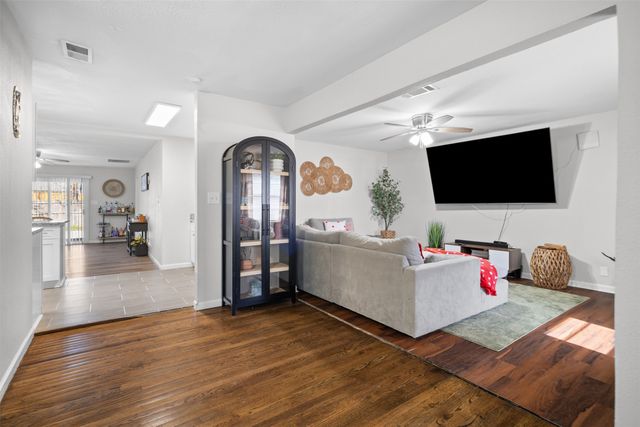 1729 Crestridge Drive, Garland, TX 75042