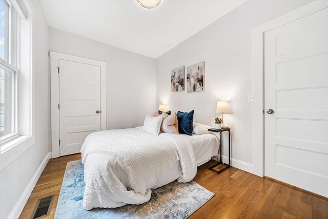 26 Hardwick Street 1, Cambridge, MA 02141