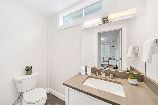 26 Hardwick Street 1, Cambridge, MA 02141