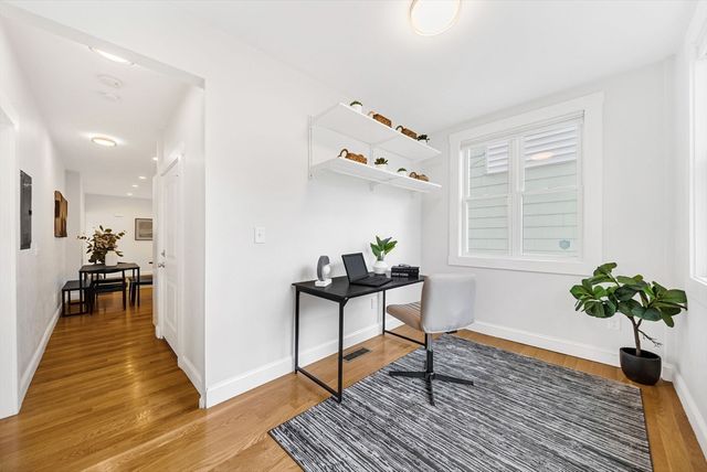 26 Hardwick Street 1, Cambridge, MA 02141