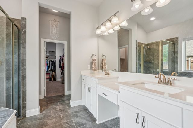 12304 Cedar Knoll Drive, Fort Worth, TX 76028