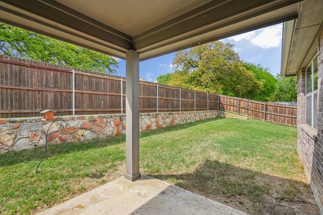 12304 Cedar Knoll Drive, Fort Worth, TX 76028