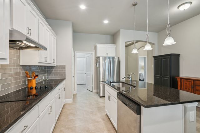 12304 Cedar Knoll Drive, Fort Worth, TX 76028