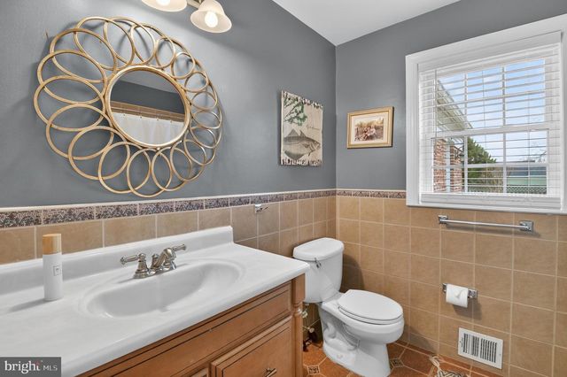 5019 WYANDOT CT, Bethesda, MD 20816