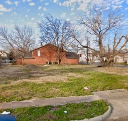 2007 Nomas Street, Dallas, TX 75212