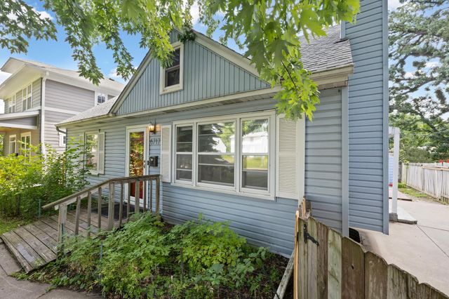 6717 Queen Avenue S, Richfield, MN 55423
