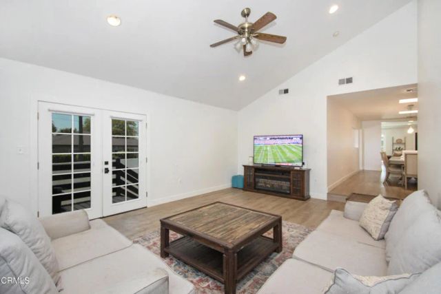 1564 Coolidge Avenue, Pasadena, CA 91104