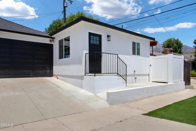 1564 Coolidge Avenue, Pasadena, CA 91104